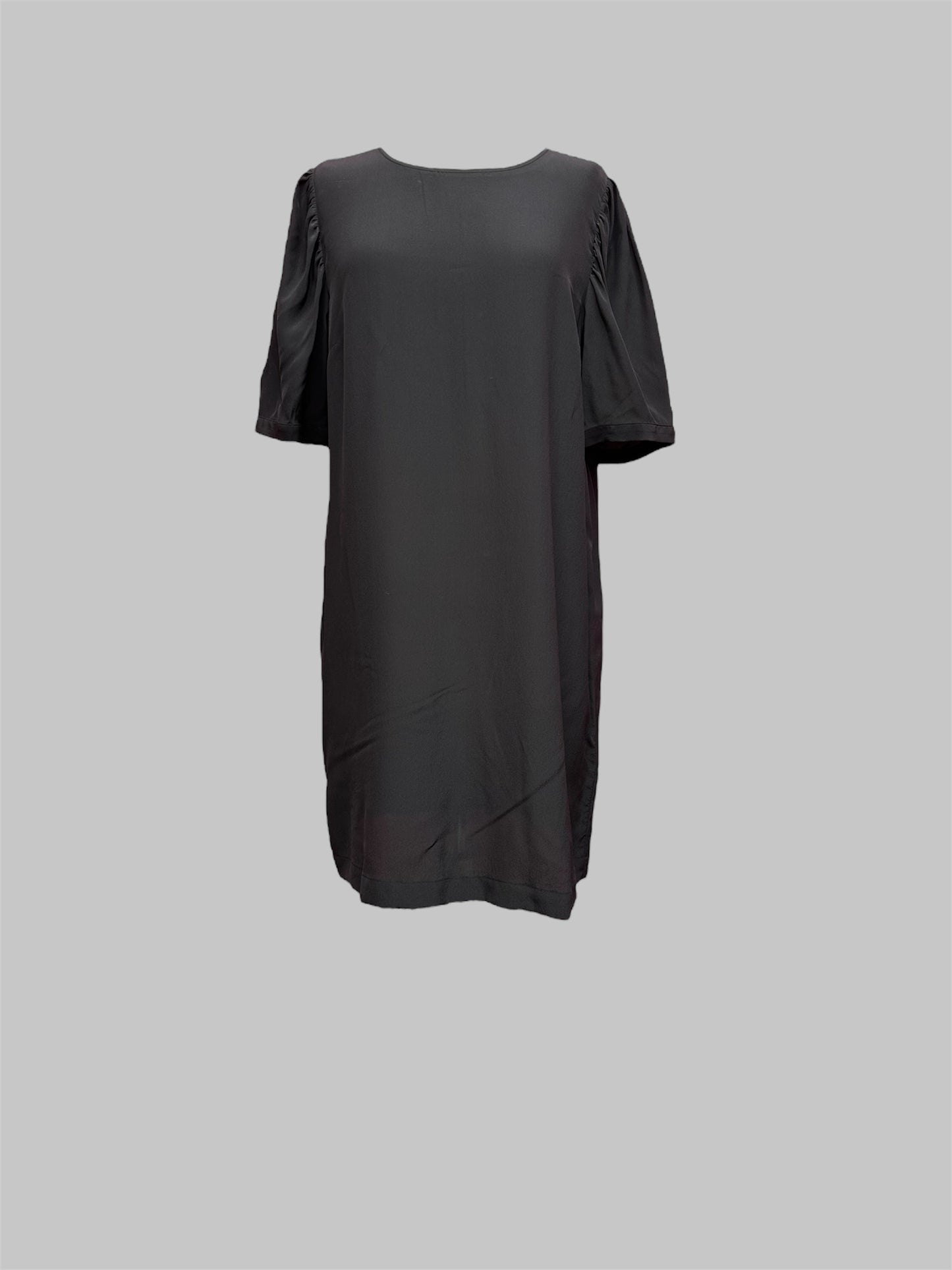 Robe Idano